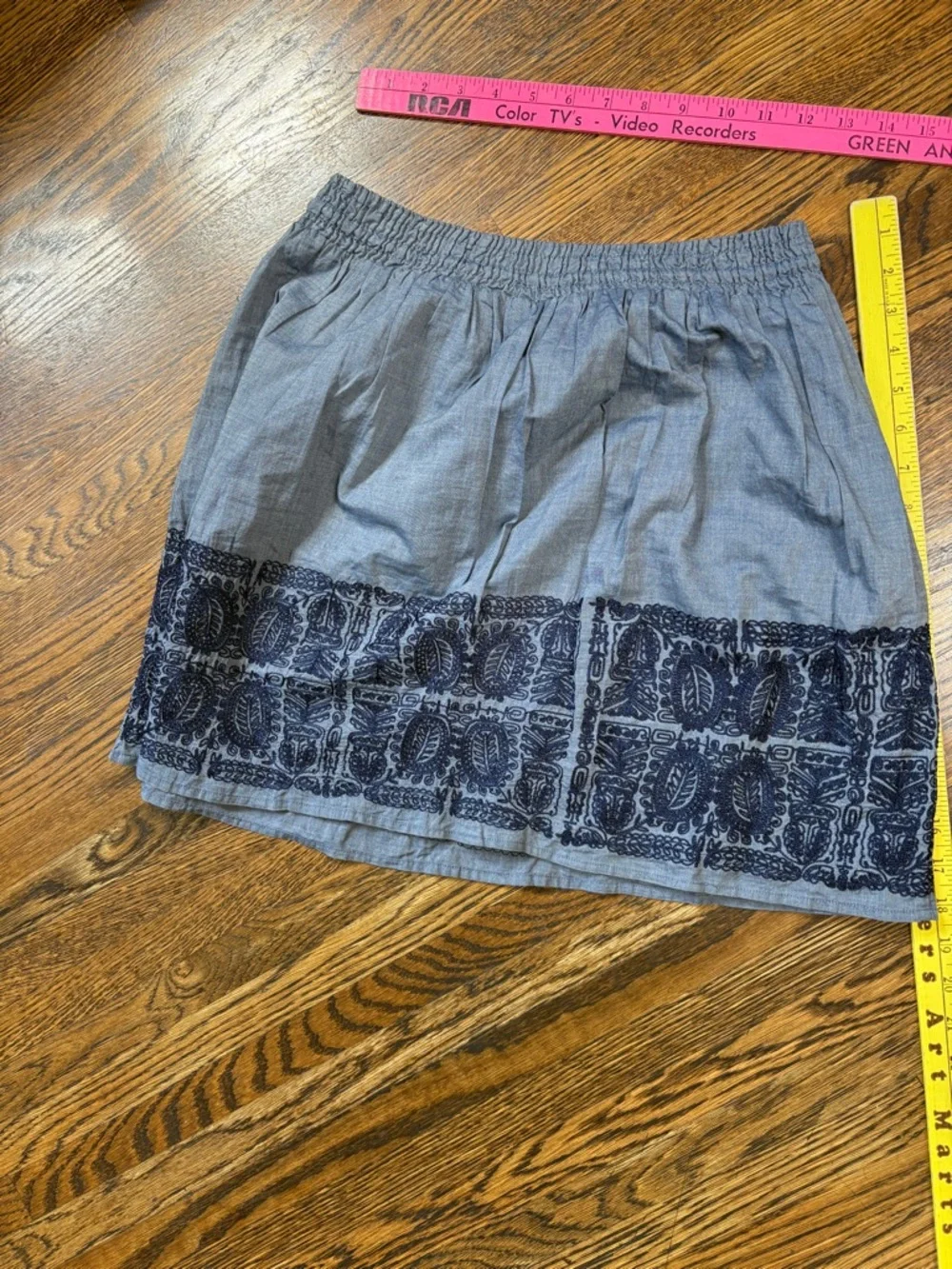 J.Crew short embroidered skirt size s